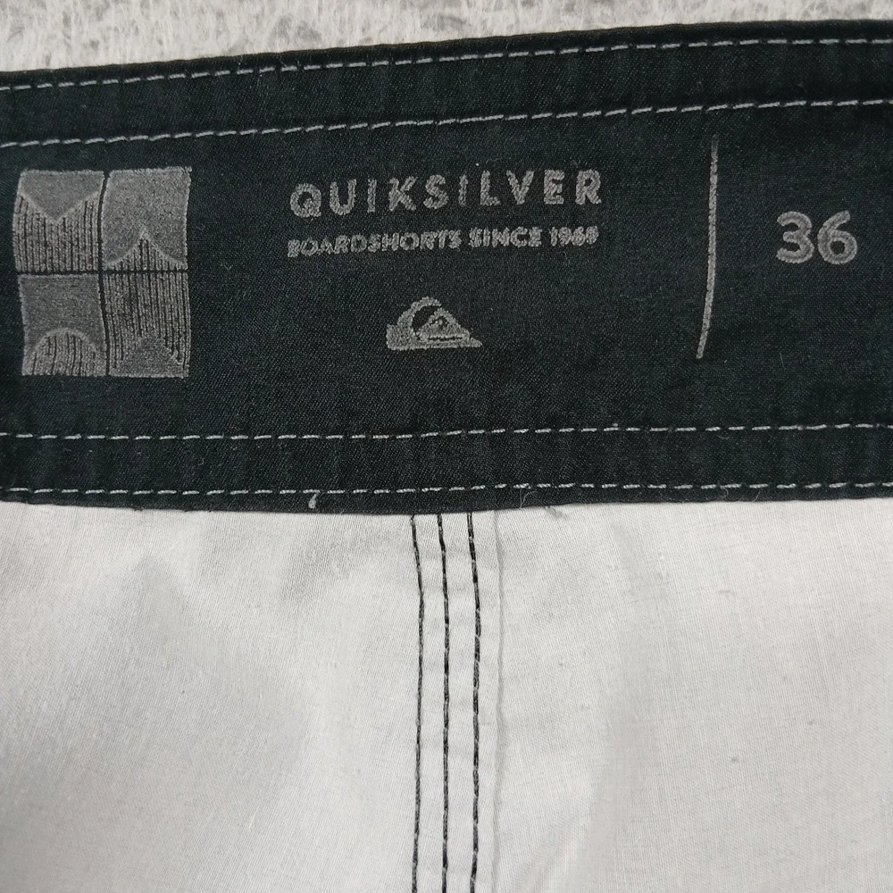 Quiksilver‎ Board Shorts Mens 36 Grey Shark Jaw Palm Print Swim Trunks Surf